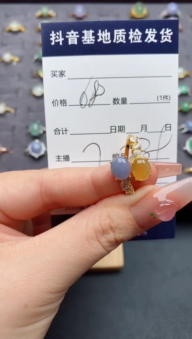 银S925镶嵌戒指翡翠......