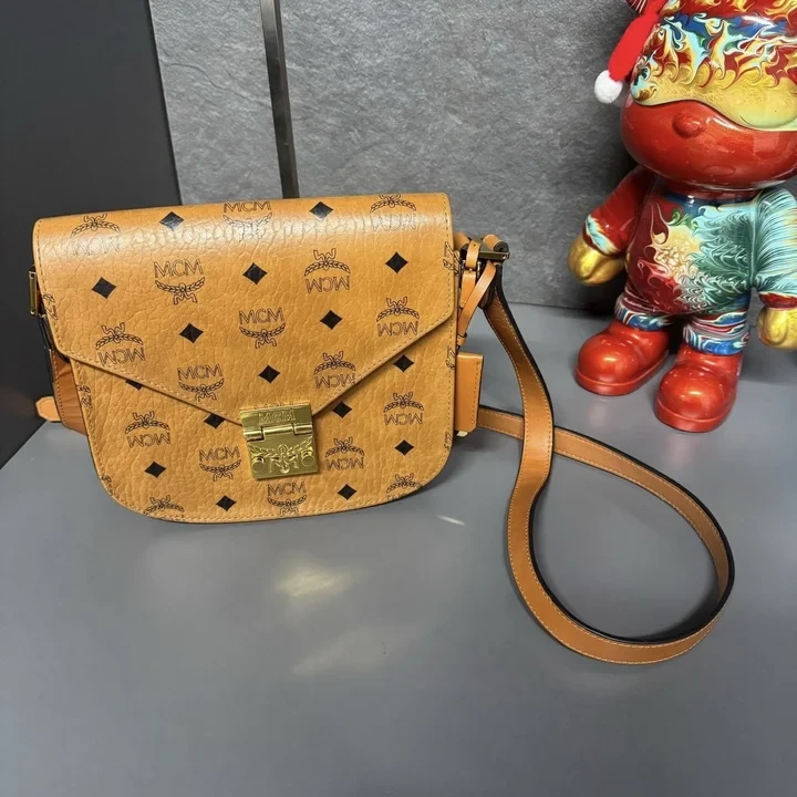 95新 MCM 单肩包/061414