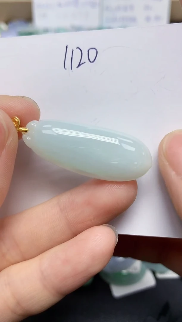 翡翠未镶嵌颈饰天然缅甸翡翠A货