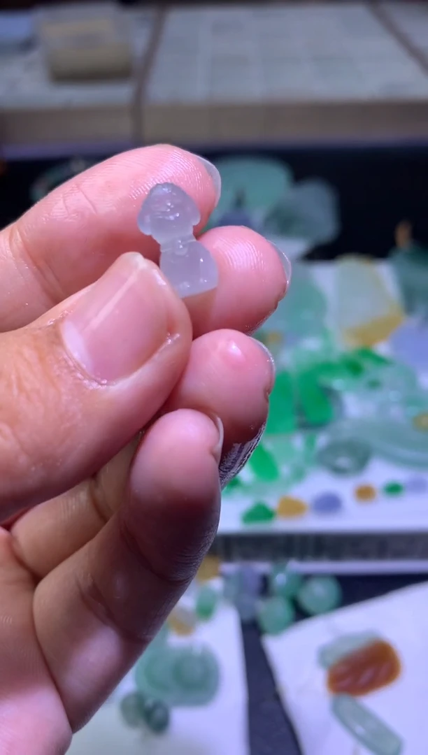 未镶嵌定制翡翠毛货