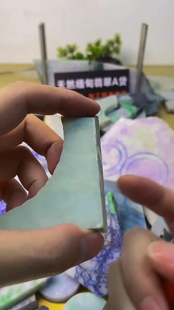 翡翠裸石天然A货缅甸翡翠高品质边角料488