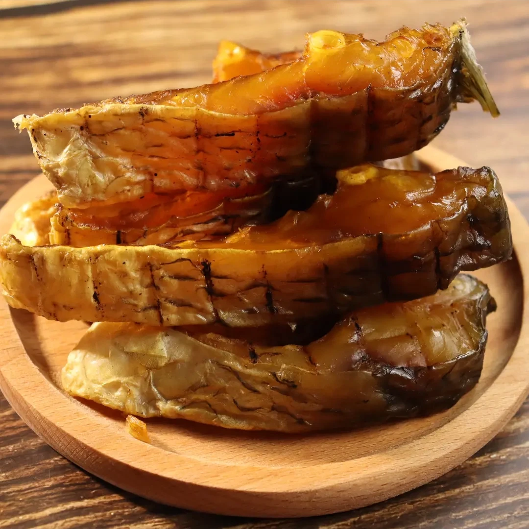 湖南正宗农家米糠柴火烟熏腊鱼块买一斤送一斤