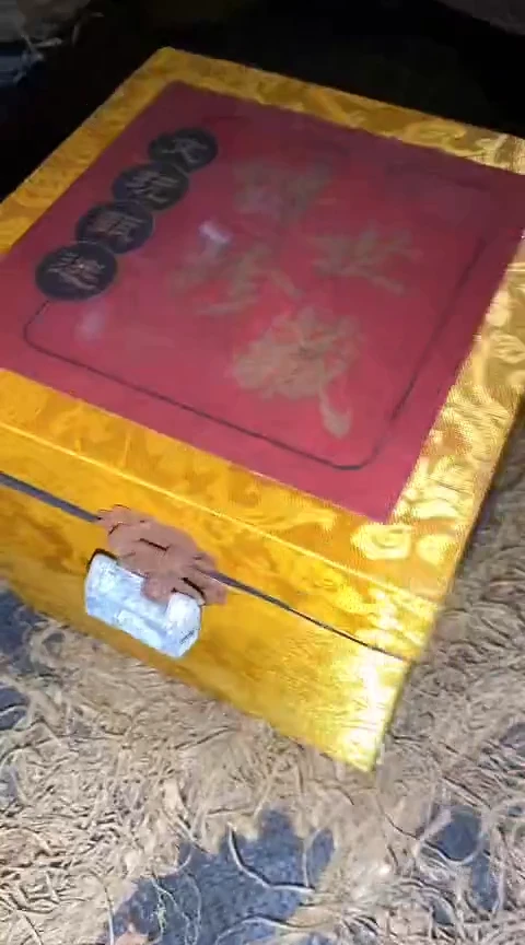 织绣摆件一个【绍文甄选】F+c