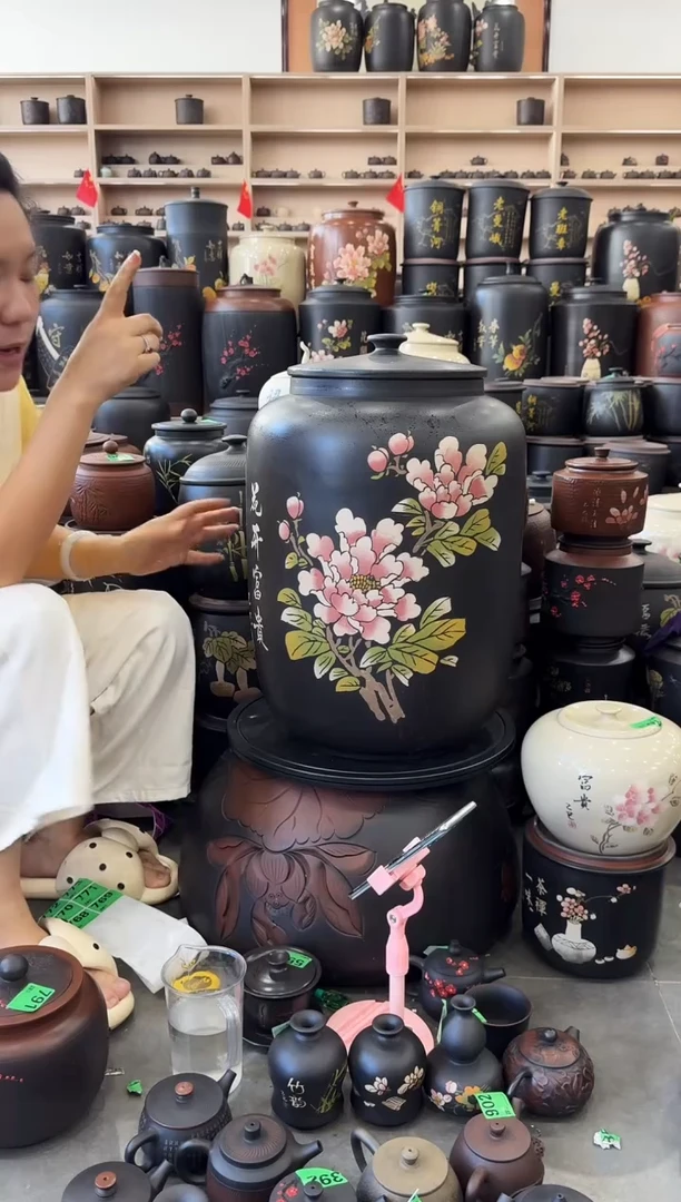 罐瑕疵 彩填三号茶缸 高51cm 660