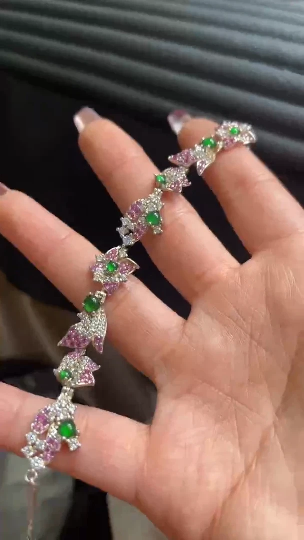 【闪购商品】翡翠颈饰未镶嵌      *A92 (只发一件)