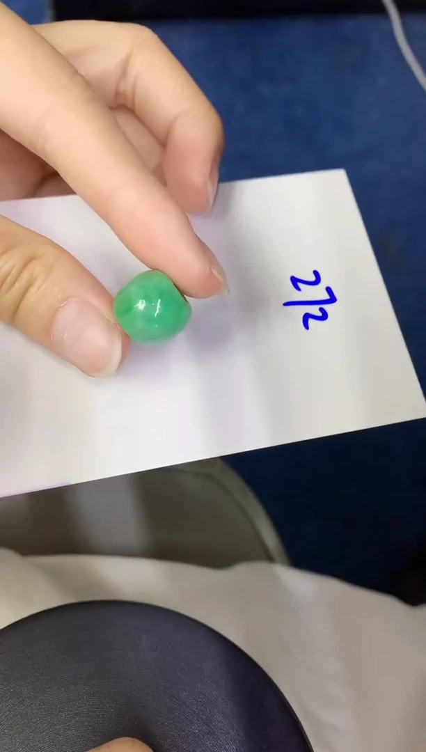 颈饰未镶嵌翡翠缅甸天然翡翠A货