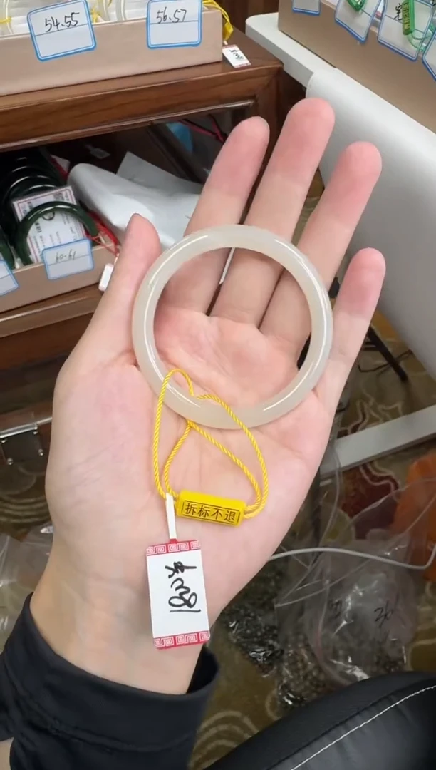 未镶嵌手镯和田玉54-
