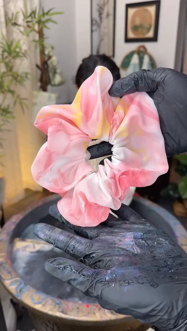 22 粉黄色 超大肠