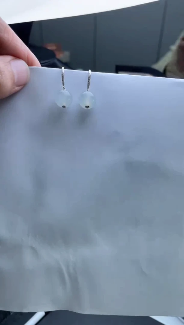 【闪购商品】翡翠耳饰18K金镶嵌发一件