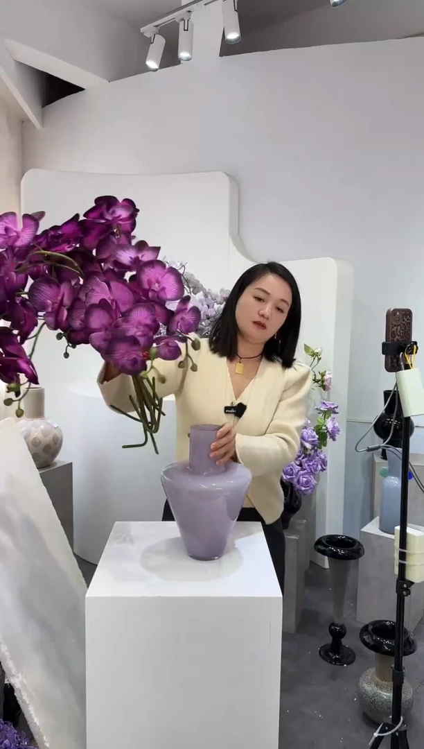 【闪购商品】藤1个香芋紫花瓶