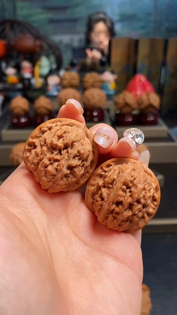 【闪购商品】文玩核桃吊坠K613四座楼34