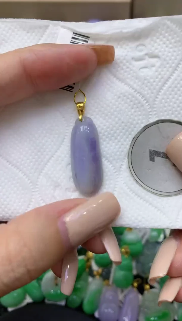 颈饰未镶嵌翡翠天然缅甸翡翠A货