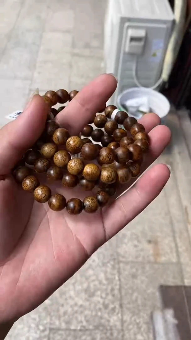 沉香手串海南莺歌绿圆珠单圈虫漏1.0多样性发其一