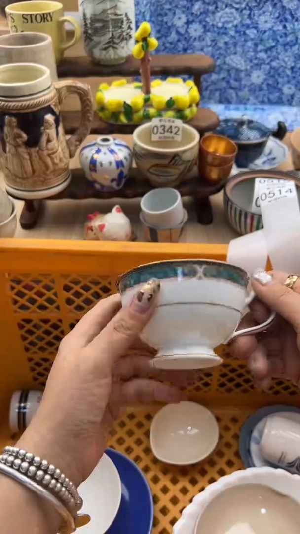 ঞ****༻514默认微瑕，满20元包邮