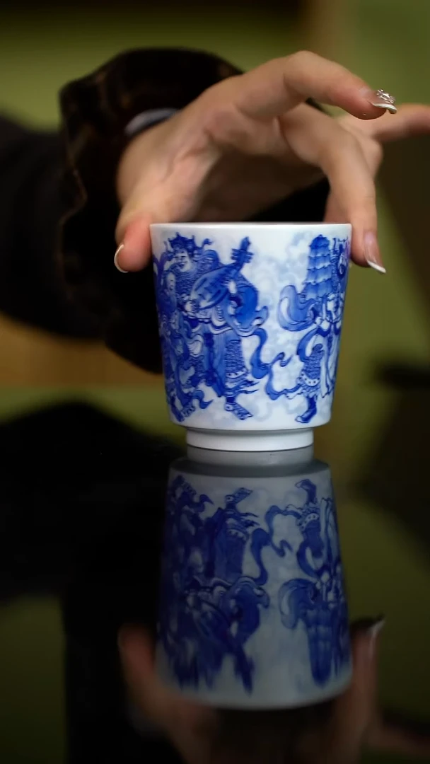 景德镇手工手绘陶瓷杯