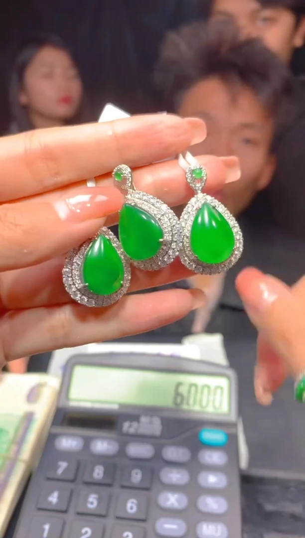 【闪购商品】定制翡翠未镶嵌106多样性发货（发其一）