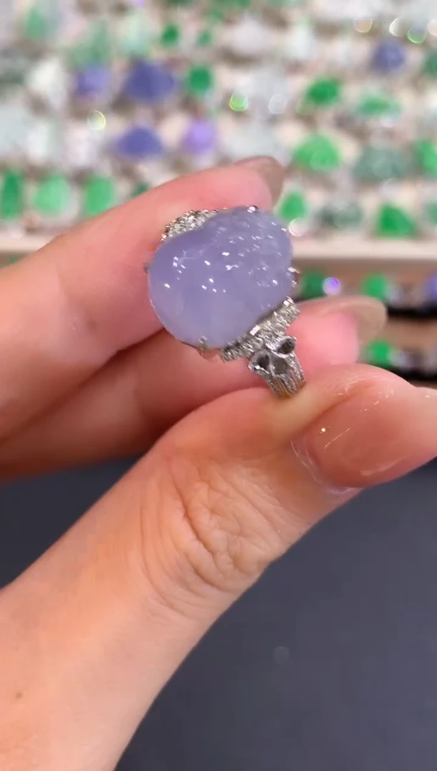 18K金镶嵌戒指翡翠a205紫货有色差