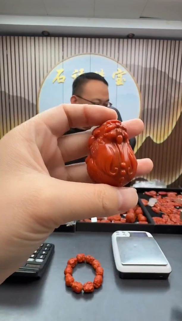 未镶嵌雕刻南红玛瑙066ZB1229产品一个