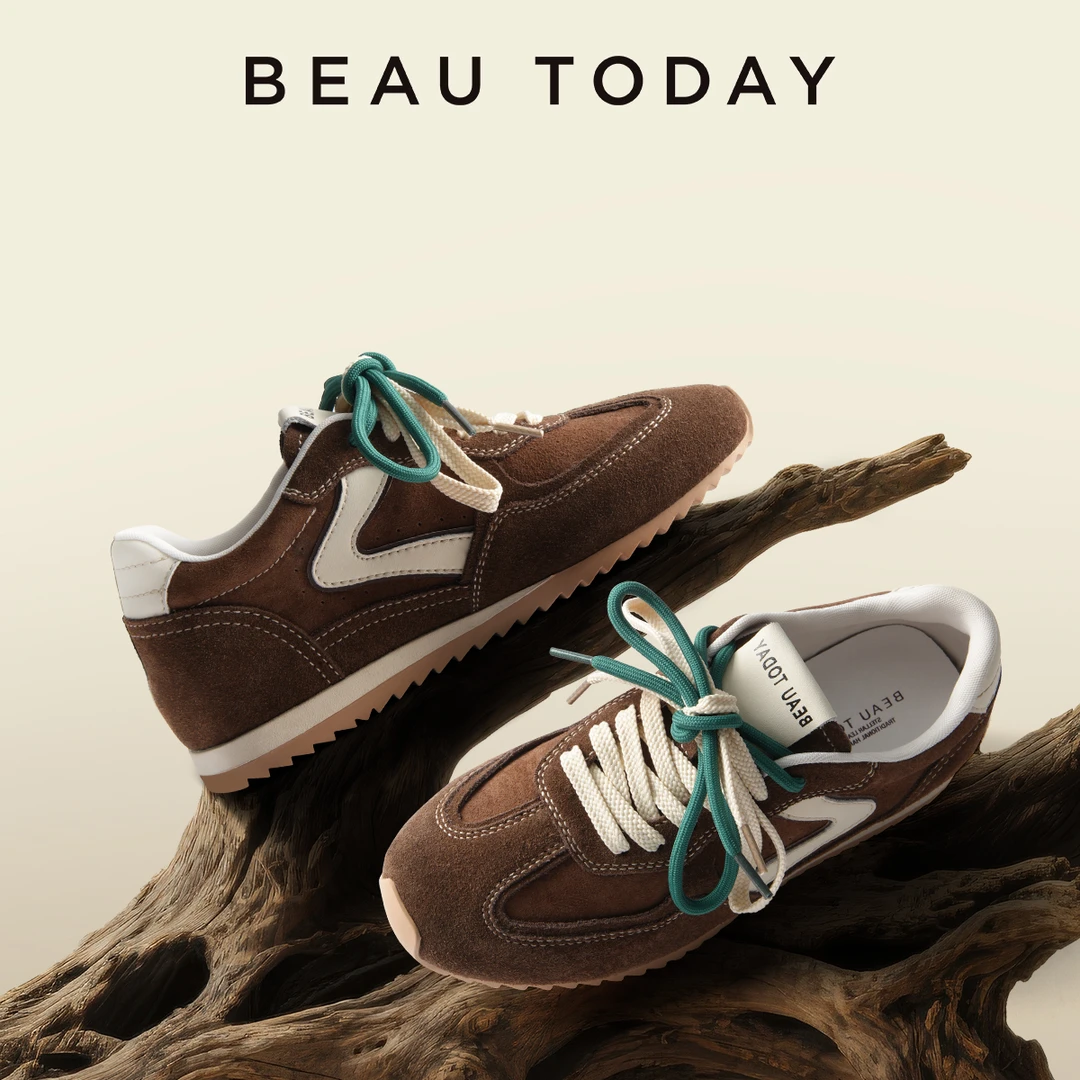 【BeauToday】乖巧圆头双色鞋带俏皮德训鞋女2025新款内增高阿甘鞋