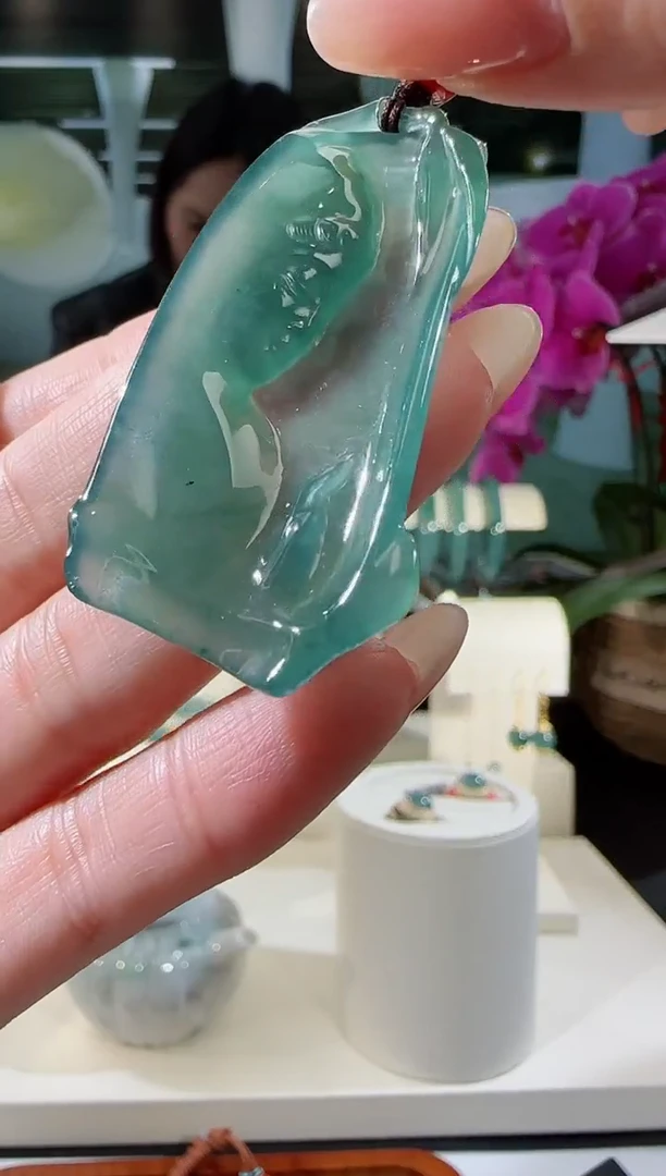 【闪购商品】翡翠吊坠(不含链)未镶嵌观音