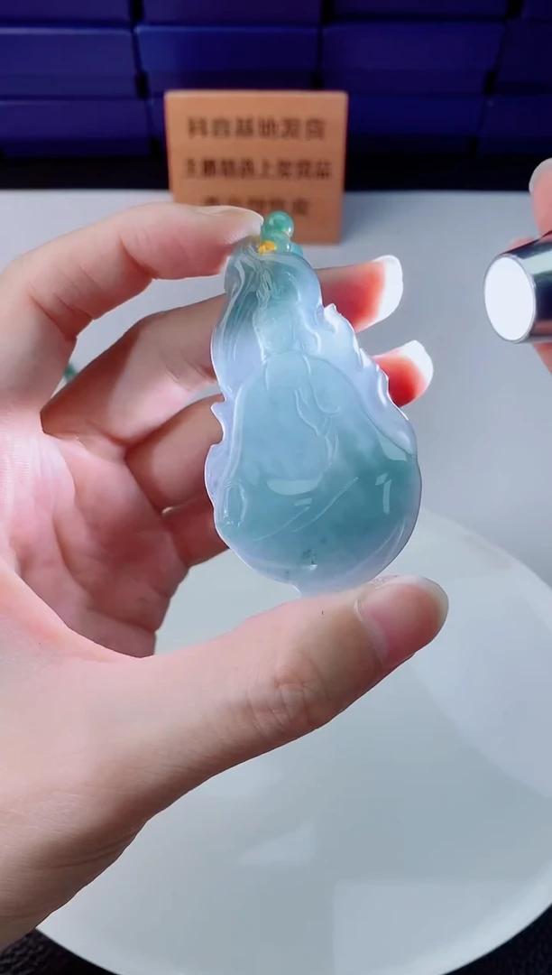 翡翠未镶嵌颈饰111111