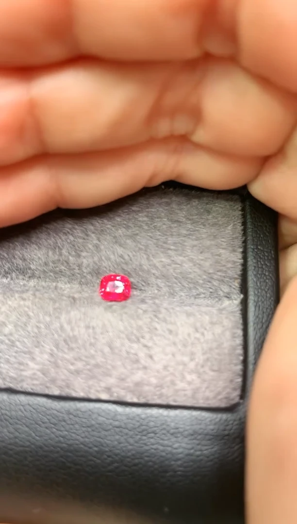 【闪购商品】定制尖晶石裸石未镶嵌枕型 绝地 0.48ct