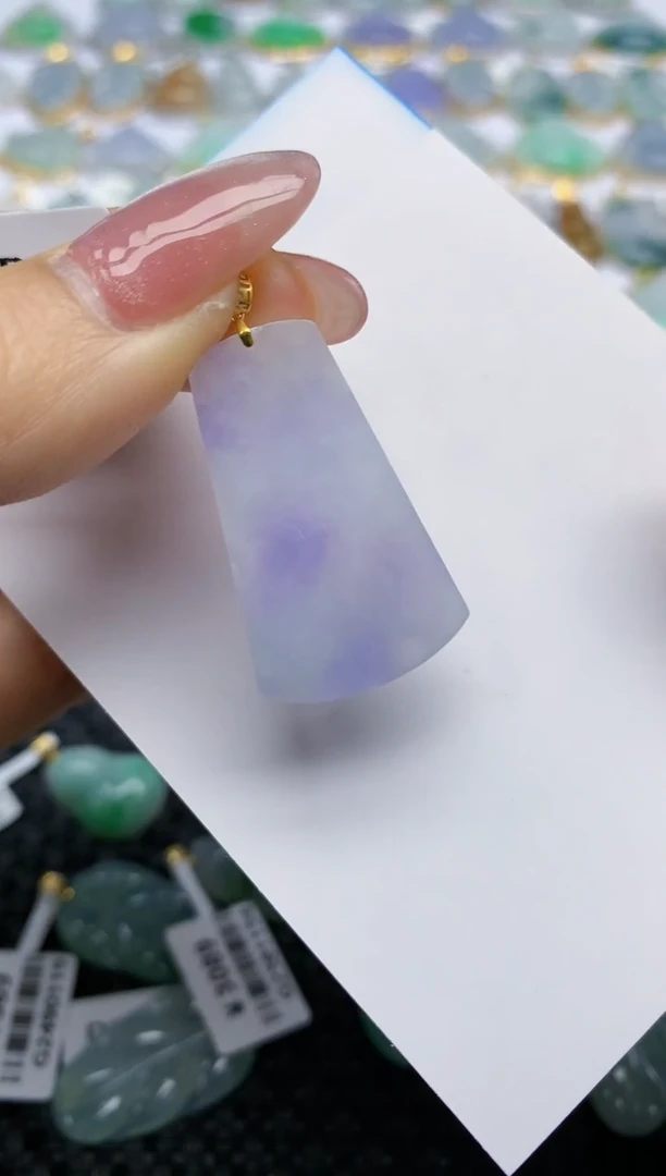 【闪购商品】翡翠挂件18K金镶嵌天然翡翠A货