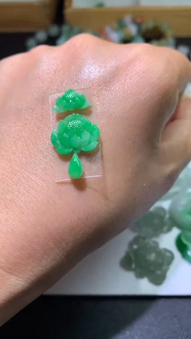 未镶嵌定制翡翠毛货