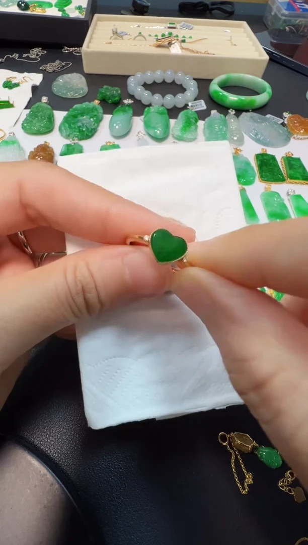 18K金镶嵌戒指翡翠1380