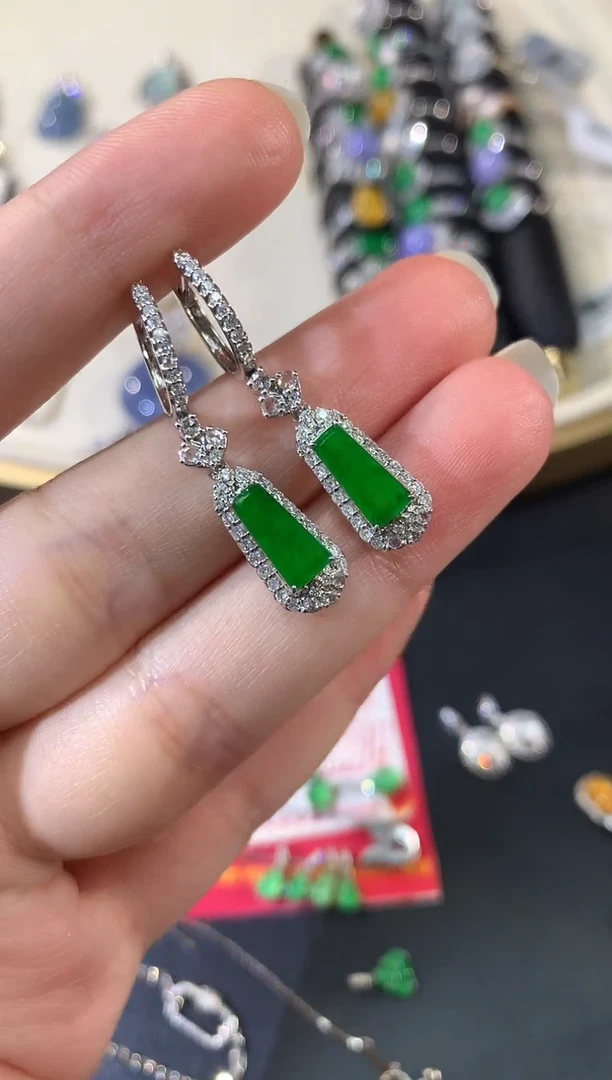 翡翠18K金镶嵌耳饰A124|9800