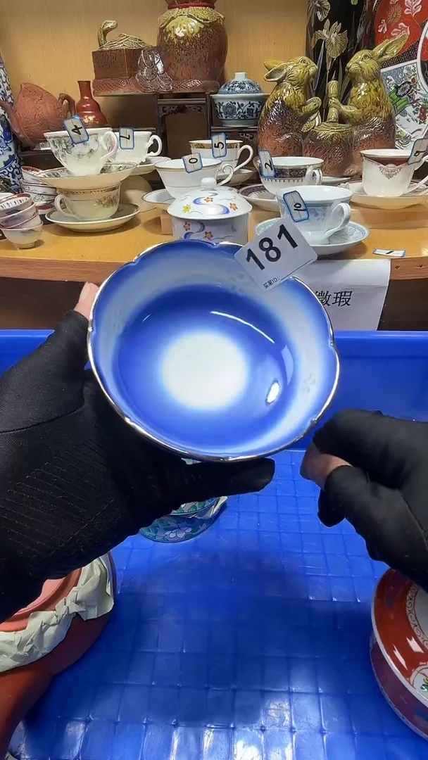 玥**?中古货品默认微瑕