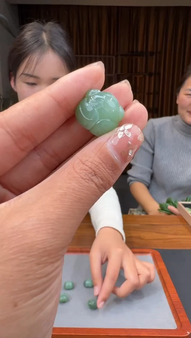 【闪购商品】和田玉25未镶嵌1.24晓莹