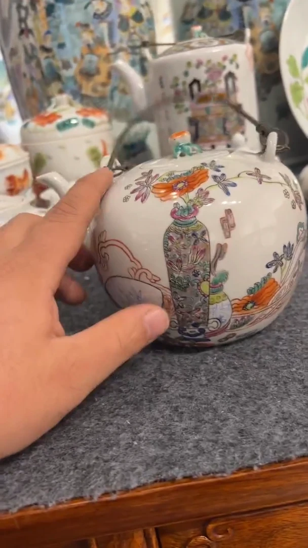 摆件瓷摆件瓷摆件金水壶