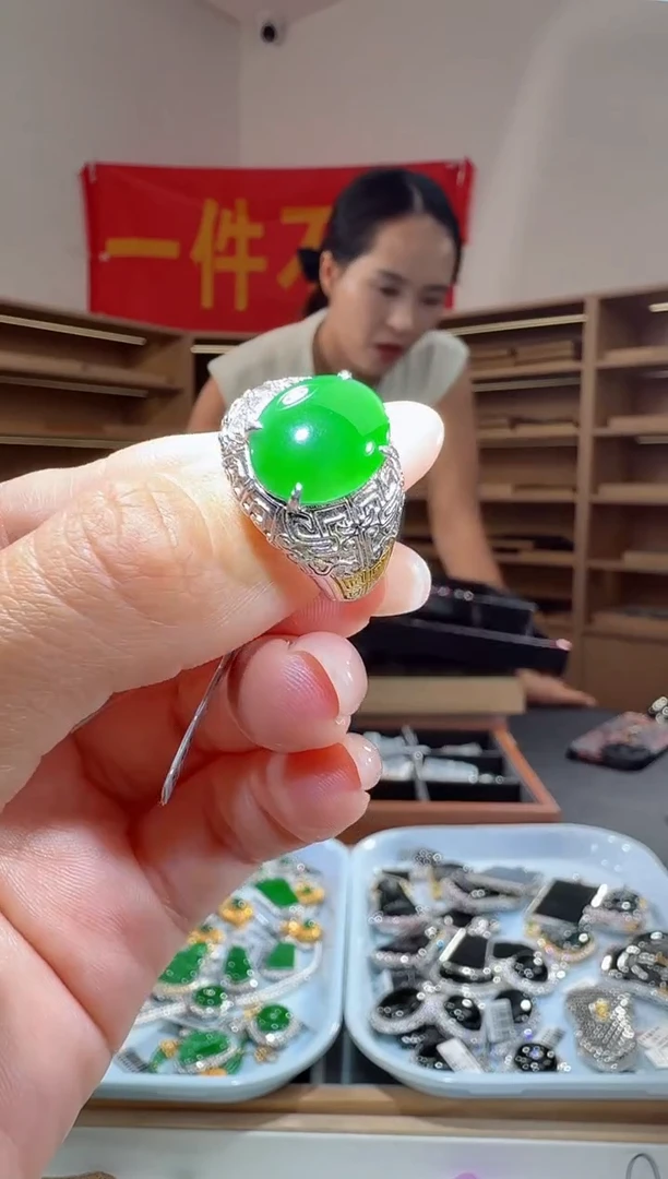 银S925镶嵌定制翡翠戒指（多样性发其一）