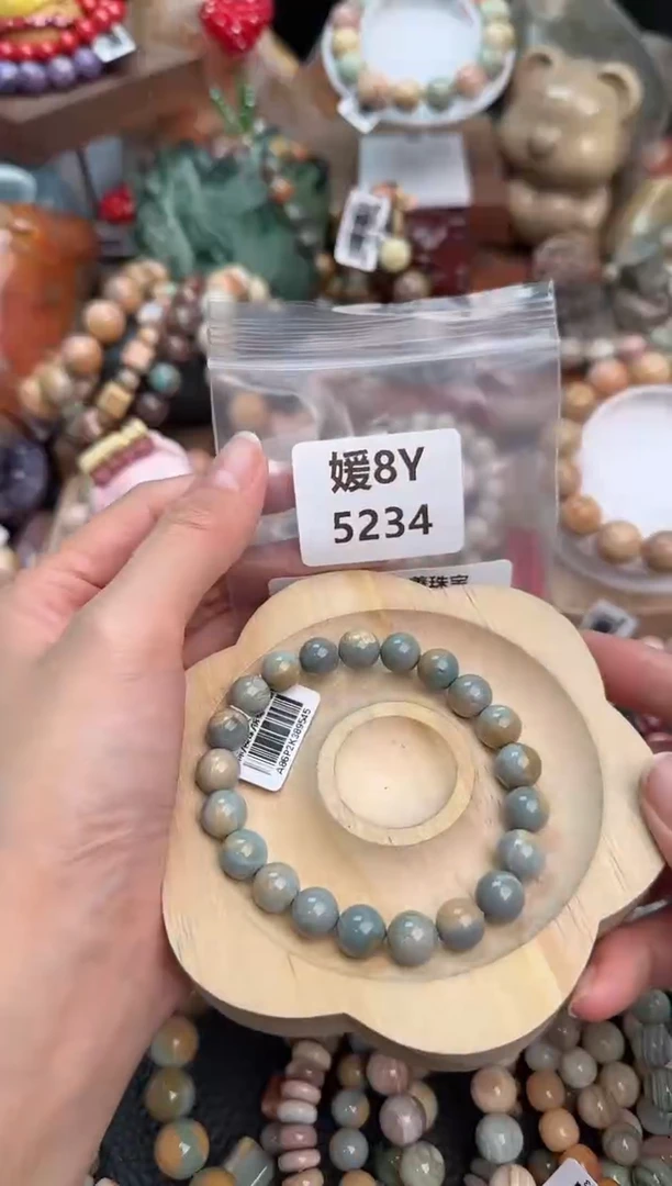 【闪购商品】石英质玉手链未镶嵌8Y5234