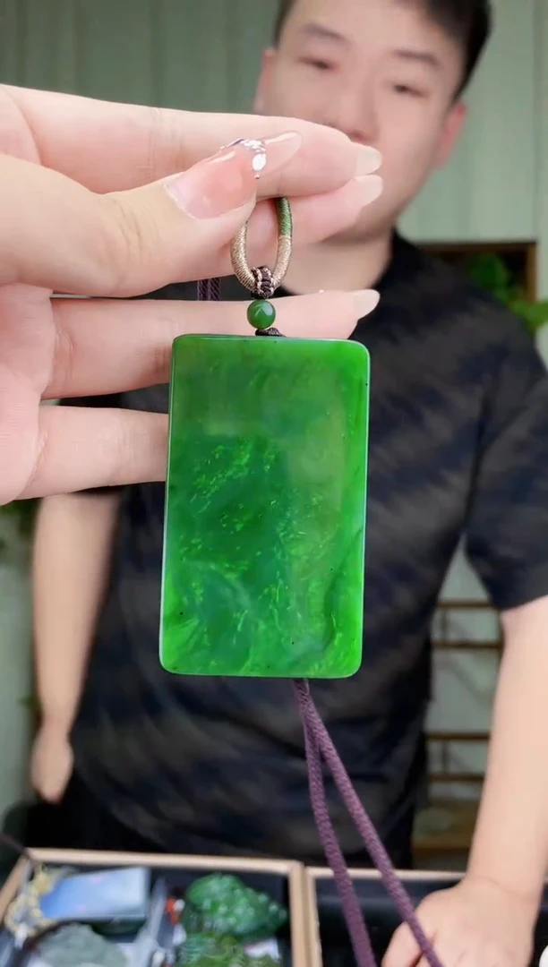 和田玉未镶嵌挂件拍一发一，多样性发货！