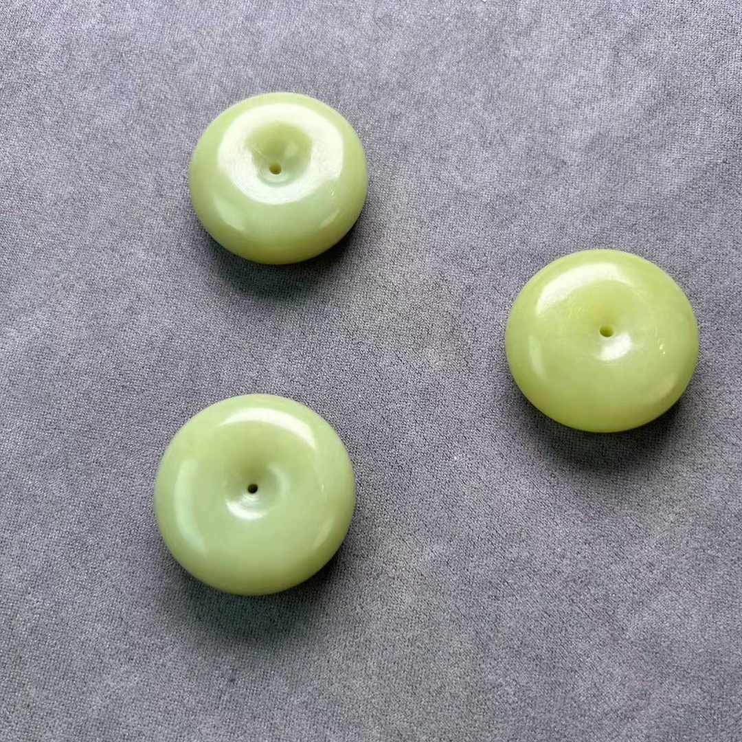 和田玉黄口平安扣（颜色微区多样性发货拍一发一）