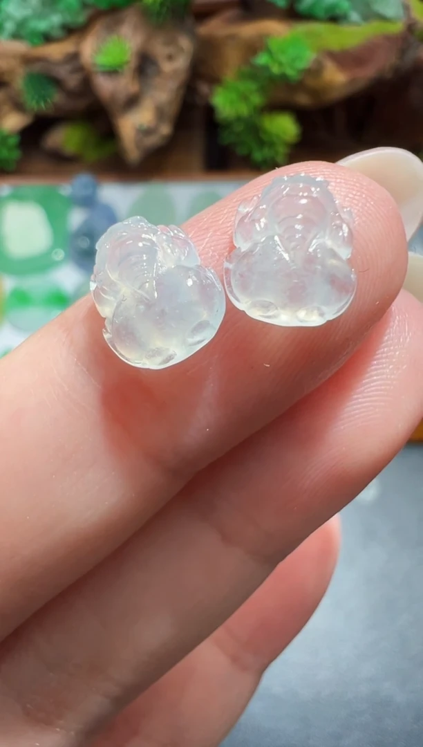 未镶嵌定制翡翠貔貅一对