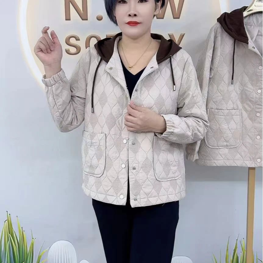 咖色帽扣子俩兜开衫外套上档次爆款洋气时尚精品高端气质大方潮款