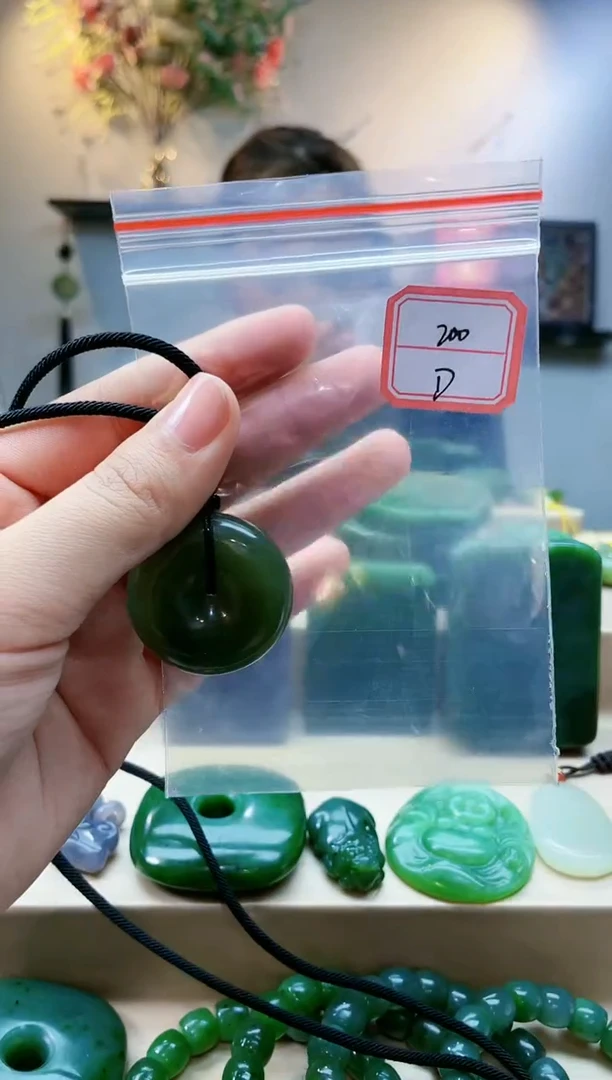 【闪购商品】和田玉挂件未镶嵌1