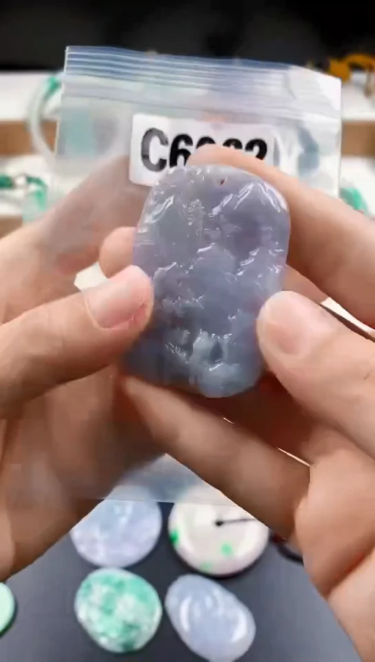 颈饰未镶嵌翡翠天然翡翠吊坠挂件