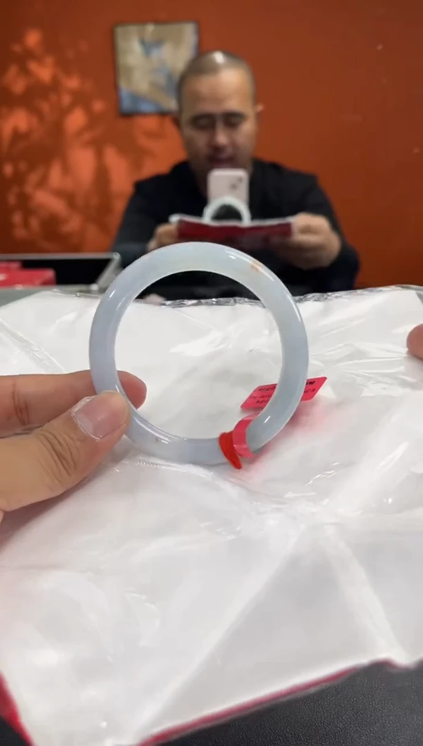 未镶嵌手镯翡翠15