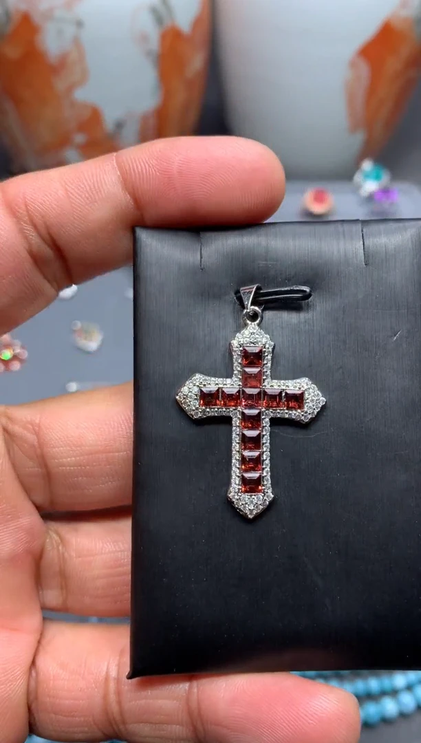 【闪购商品】石榴石颈饰未镶嵌W19（随机性发货只发一单）