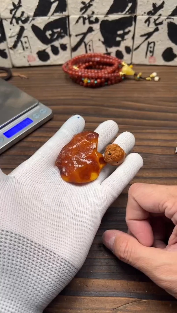 【闪购商品】蜜蜡裸石未镶嵌蜜蜡配饰