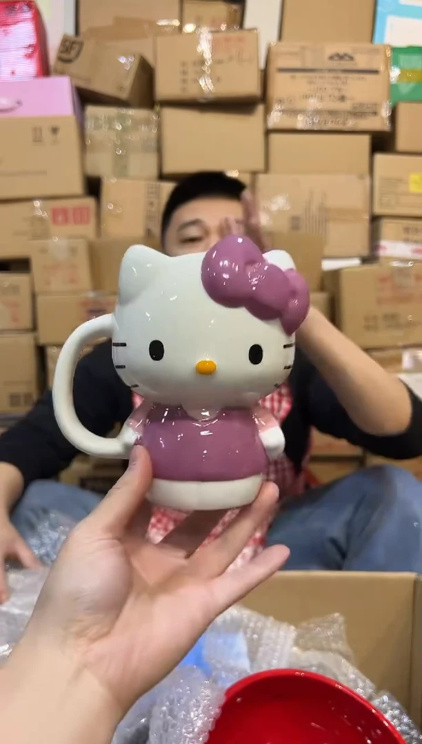 【闪购商品】杯陶瓷粉色kt全身杯