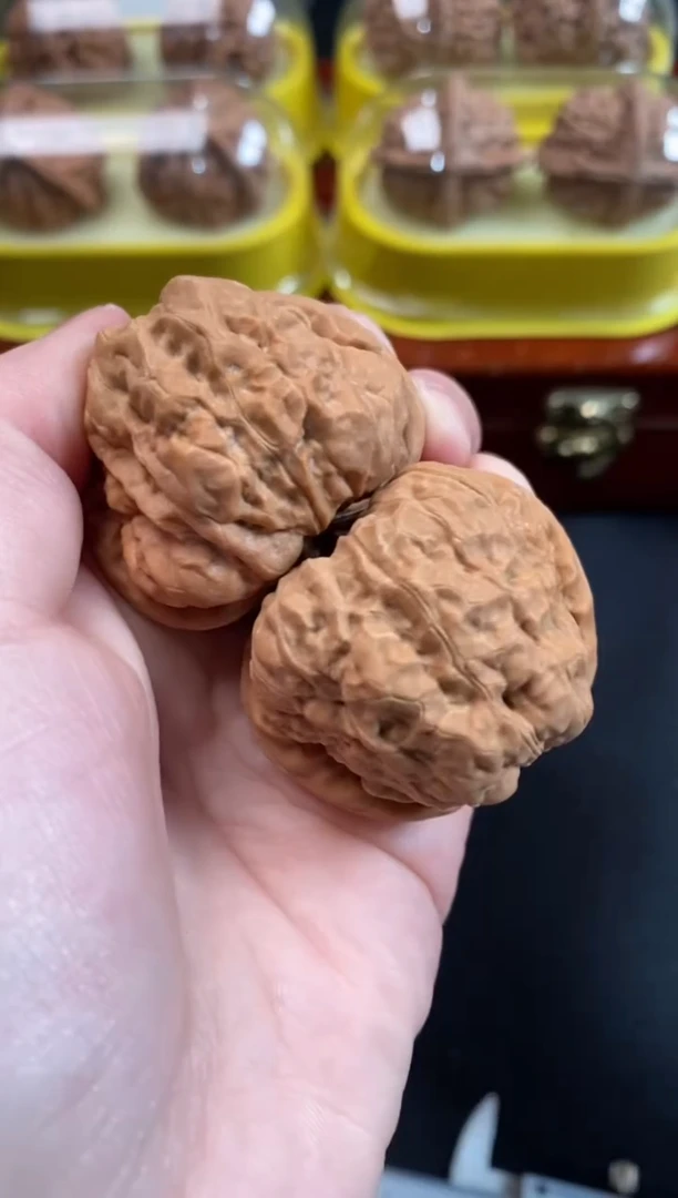 把件文玩核桃蛤蟆头40尺N636