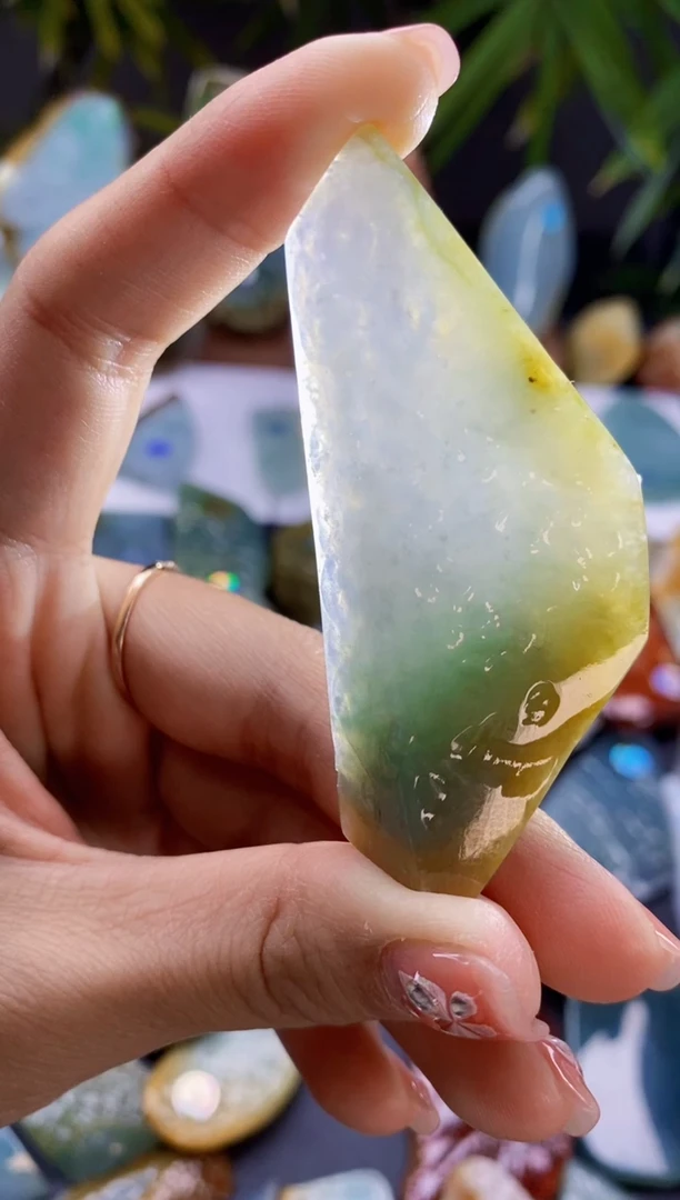 【闪购商品】定制翡翠未镶嵌翡翠