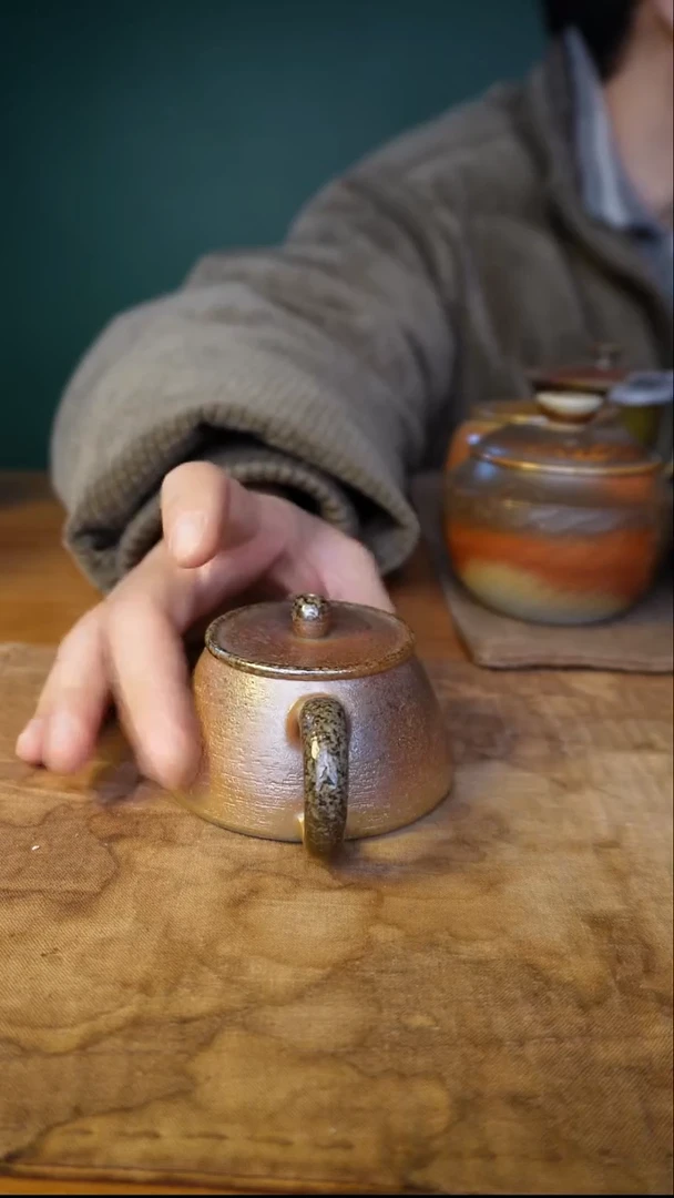 小小容量的备前壶  交朋友的件   押窑价  805