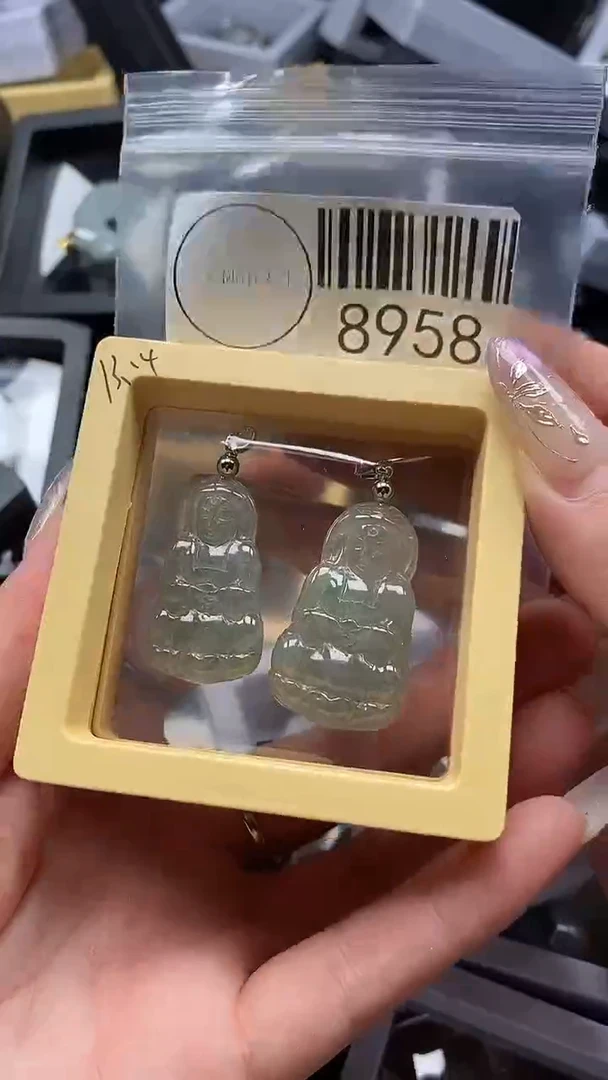 吊坠(不含链)未镶嵌翡翠8958