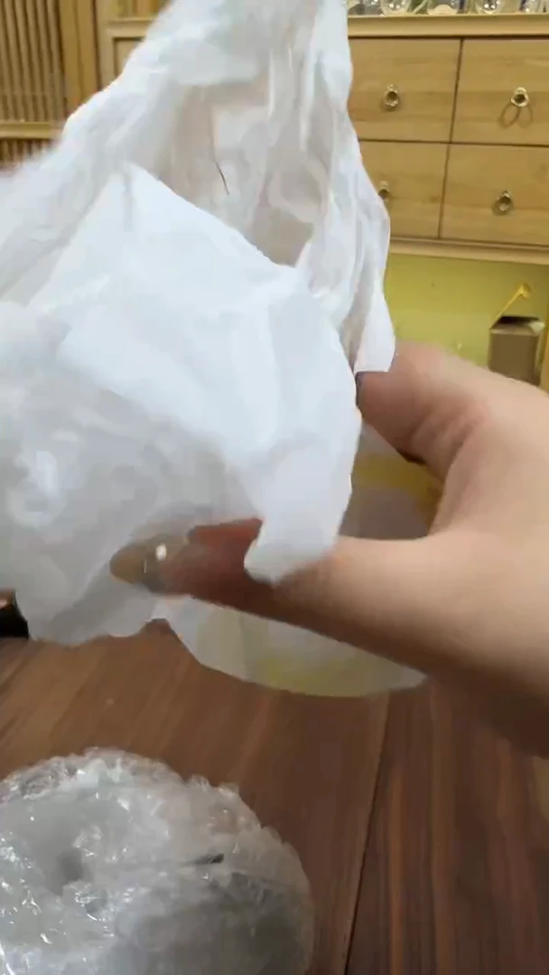 小*新黄晶畅然公道812